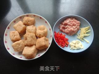 肉末豆腐泡的做法步骤：1