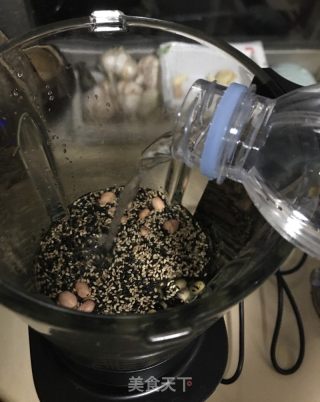 芝麻双豆浆的做法步骤：6