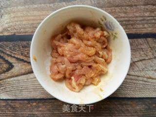 荷叶饼夹肉丝的做法步骤：3
