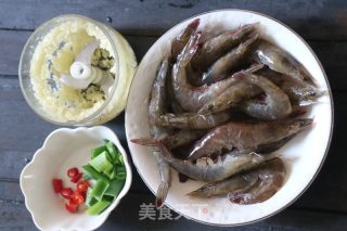 蒜蓉虾的做法步骤：2