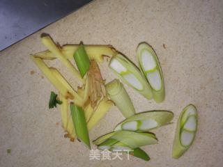 蒜苗八爪鱼的做法步骤：3