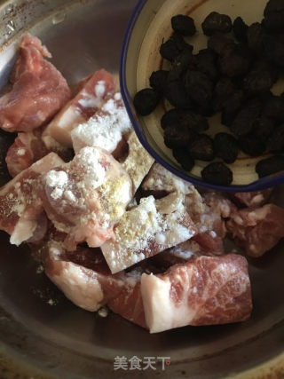 炮弹芋头蒸肉的做法步骤：5
