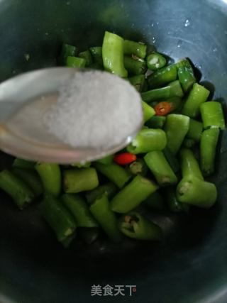 面炕辣椒（河南风味）的做法步骤：3