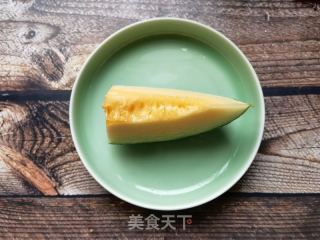 哈蜜瓜麦圈酸奶杯的做法步骤：2