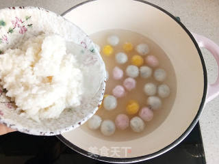 酒酿小汤圆的做法步骤：4