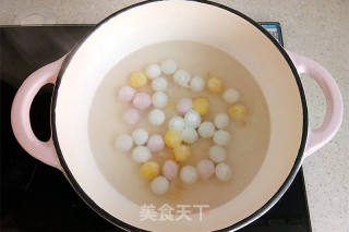 酒酿小汤圆的做法步骤：3