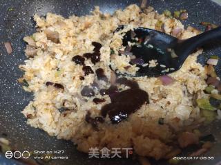 牛肉洋葱炒饭的做法步骤：6