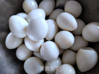 虎皮鹌鹑蛋的做法步骤：3