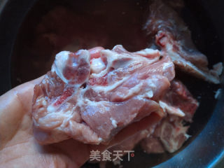奥尔良风味龙骨排的做法步骤：1