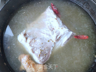 脆皮五花肉的做法步骤：4
