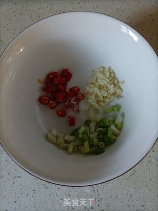 蒜蓉粉丝娃娃菜的做法步骤：5