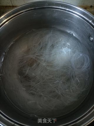 蒜蓉粉丝娃娃菜的做法步骤：2