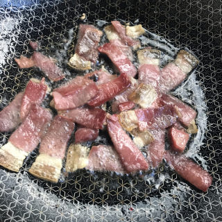 火腿炒蒜苔的做法步骤：6