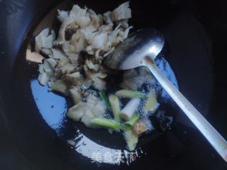 酱香回锅肉的做法步骤：9