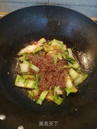 白菜炒粉条的做法步骤：6