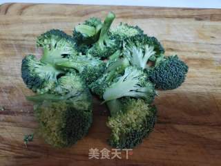 卤牛肉豌豆面的做法步骤：5