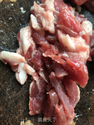 香葱炒羊肉的做法步骤：1