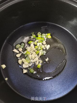 番茄烧茄子的做法步骤：3