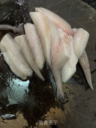 番茄咸菜豆腐鱼的做法步骤：3