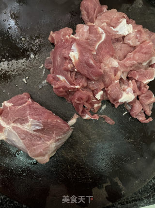 酸汤肉片的做法步骤：2