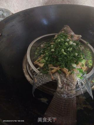 蒸罗非鱼的做法步骤：3