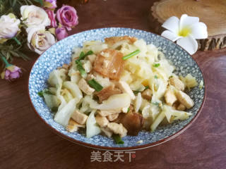 回锅肉炒包菜豆腐的做法步骤：8
