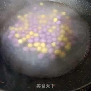 双色圆子甜蛋汤的做法步骤：5