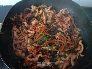 鱼香肉丝的做法步骤：21