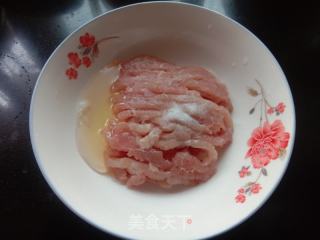 鱼香肉丝的做法步骤：3