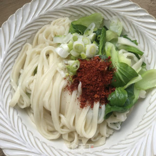 油泼茄汁手擀面的做法步骤：10