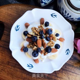 蓝莓香蕉拌酸奶的做法步骤：8