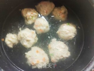 鸡肉丸青菜汤的做法步骤：11
