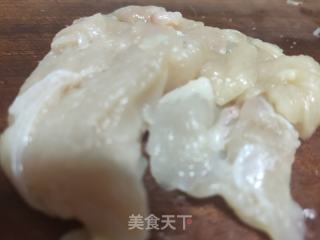 鸡肉丸青菜汤的做法步骤：1