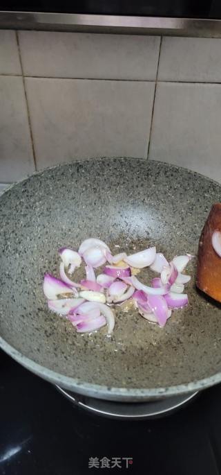瘦肉炒荷兰豆的做法步骤：5