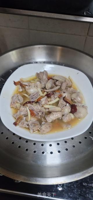 当归水蒸鸽子的做法步骤：6