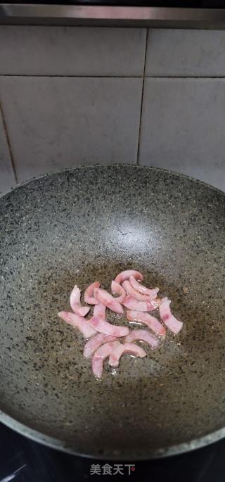 香肠炒意面的做法步骤：5