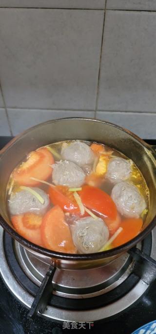 番茄香芹牛肉丸子汤的做法步骤：4