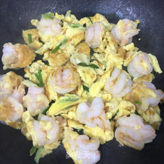 鸡蛋炒虾仁的做法步骤：7