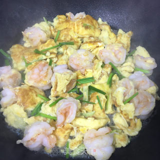 鸡蛋炒虾仁的做法步骤：6