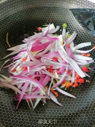 洋葱炒牛肉的做法步骤：4