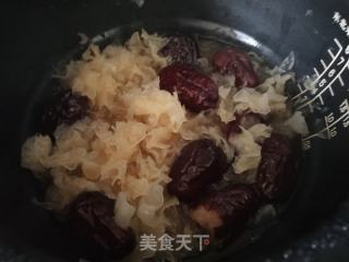 银耳羹的做法步骤：5