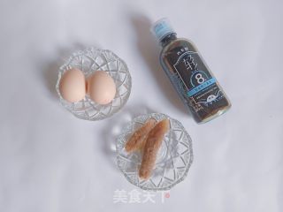 海参蒸蛋的做法步骤：1