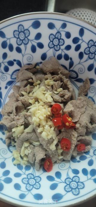 香菜洋葱拌肉片的做法步骤：9