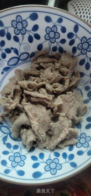 香菜洋葱拌肉片的做法步骤：8