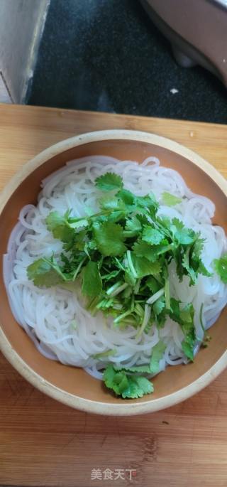 干捞螺蛳粉的做法步骤：6