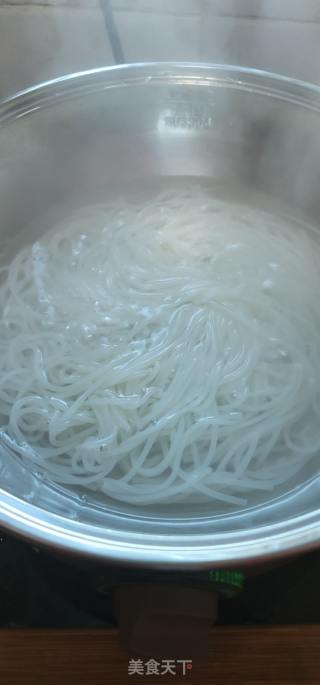 干捞螺蛳粉的做法步骤：4