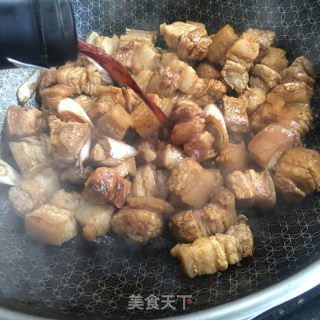 土锅炖红烧肉的做法步骤：6