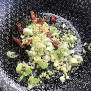 糖醋包菜的做法步骤：3