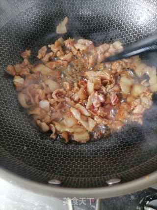 青椒炒肉的做法步骤：4