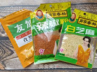 荷叶饼夹孜然羊肉的做法步骤：6